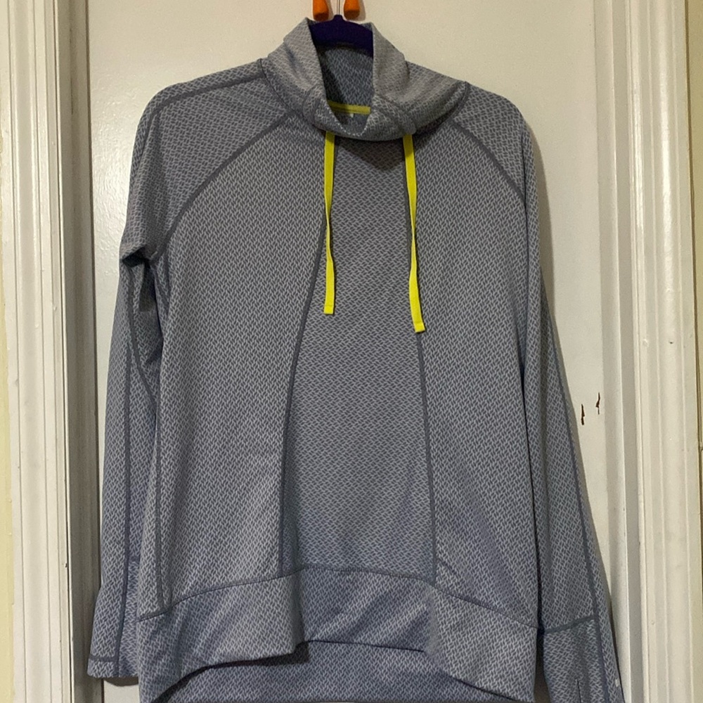 Womens pullover